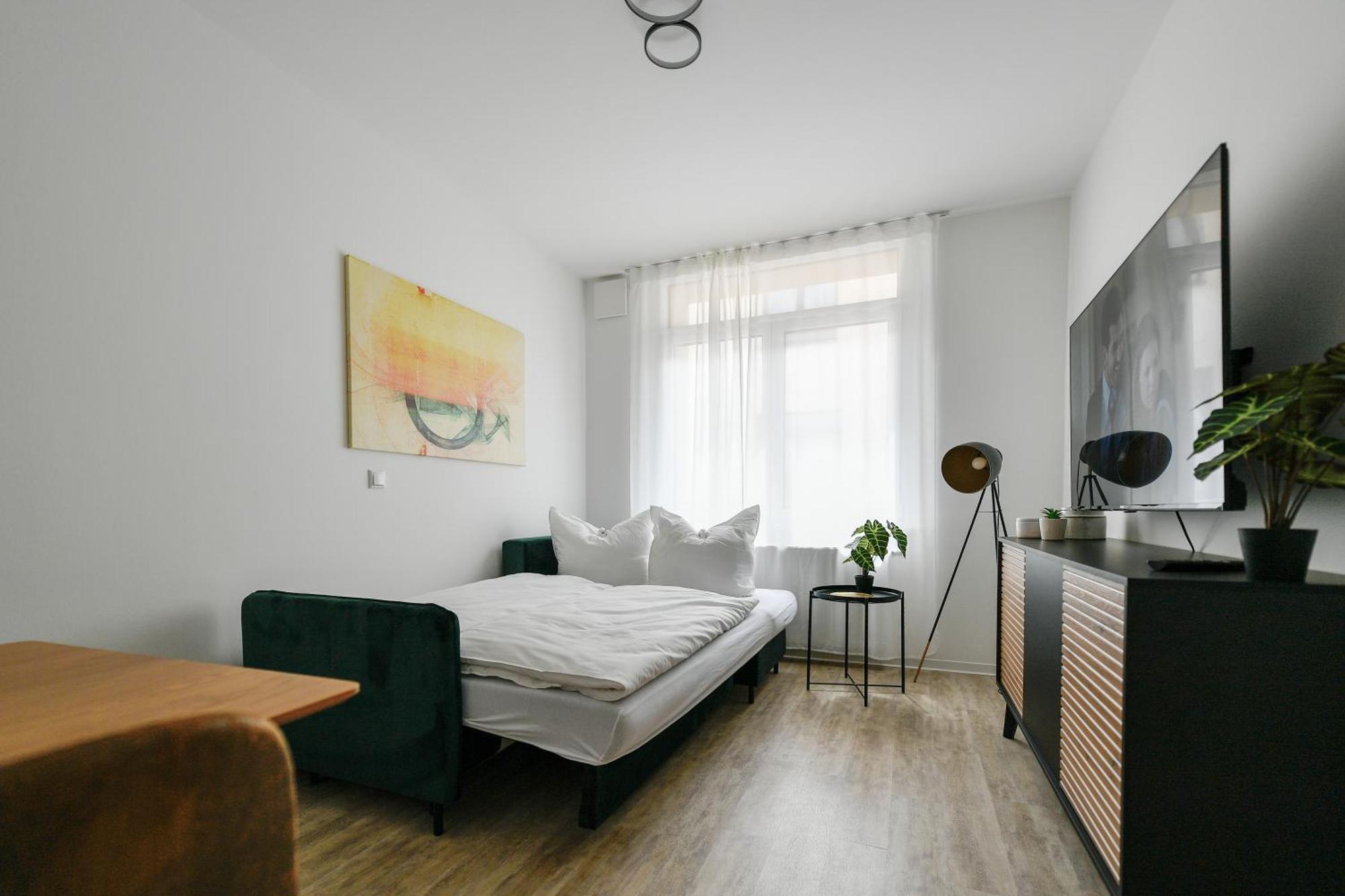 Ferienwohnungen Am Theater - Modern, Zentral Und Ruhig Mit Kueche, Waschtrockner, Netflix, Wlan Und Parkplatz- 2 Zimmer, 52 Qm 콧부스 객실 사진